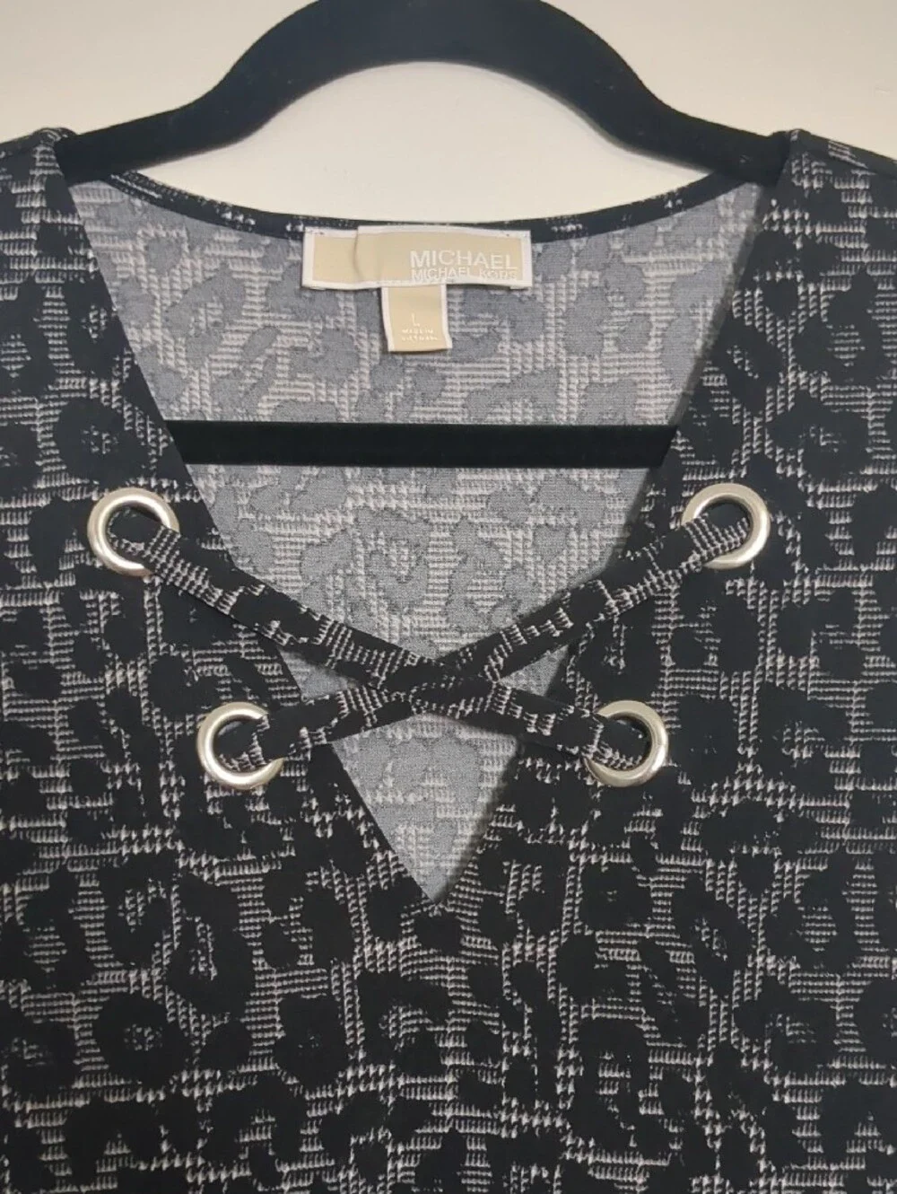 MICHAEL KORS - SIZE L  Black & Gray Grommet Lace-Up Plaid/Animal Print Sleeveles